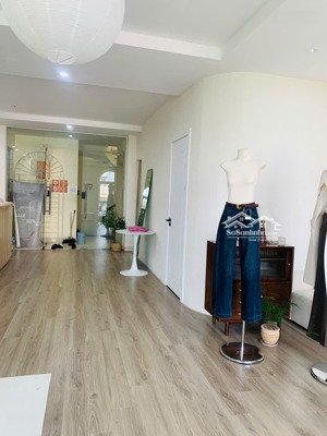 chính chủ cho thuê văn phòng 75m2 tại mặt đường trung phụng, đống đa, giá chỉ từ 13 triệu