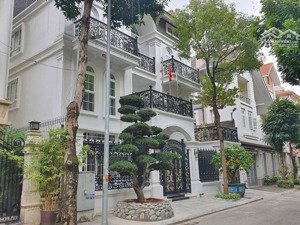 chủ nhà chuyển sài gòn bán biệt thự đơn lập 200m2 kđt mỹ đình 1, có sân vườn, giá chỉ 58 tỷ vnđ