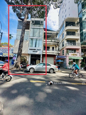 ngộp bank! cần bán khách sạn đẹp mt đường bùi thị xuân p.bến thành quận 1.dt:8,1x21m giá 160 tỷ.