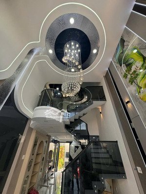 nhà phố cao cấp, hoàn thiện 100%, vào ở ngay liền kề kđt đông tăng long (q9)