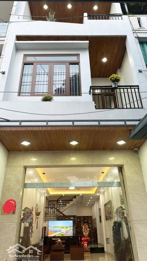 chính chủ cần bán gấp nhà mặt tiền lê văn hiến, ngay gần bệnh viện 600 giường, giá đầu tư