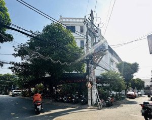 hiếm bán! nhà mặt tiền cạnh hoàng diệu 2-đường 10m-ô tô đậu ngày đêm, ngang 5,7m2-phù hợp kd vp