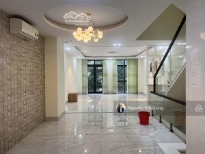 shophouse hoàn thiện cơ bản đẹp, nhà mới cho thuê 35 triệu. nhà trống sẵn vào sử dụng