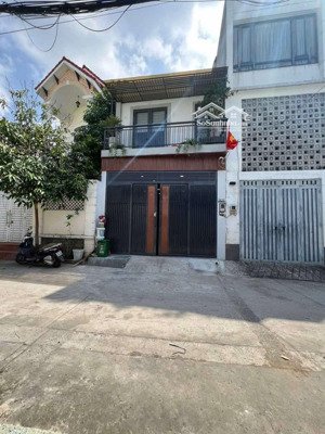 nhà bán hai mặt đường xe hơi đường số 20 khu bên sông hiệp bình chánh sau lưng gigamall dt:5 x 20