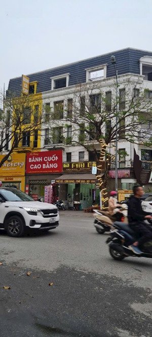 duy nhất 1 căn liền kề văn phú mặt kd cột đồng hồ đường 27m. dt 90m, 5 tầng, mt5m siêu kinh doanh.