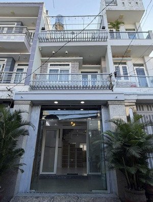 bán nhà đỗ xuân hợp-thủ đức 60m2 có sổ sẵn,giá chỉ 2tỷ600 liên hệ