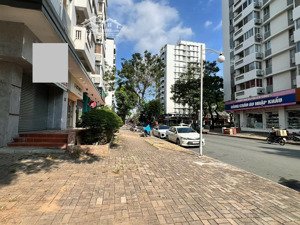 cho thuê shop mặt tiền nguyễn đức cảnh dt 120m , giá 39 triệu / tháng lh. 