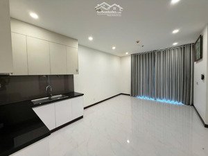 cho thuê căn hộ chung cư c-skyview 10 triệu, 93m2, 3pn, 2wc tại d8, chánh nghĩa, thủ dầu một
