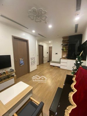 cho thuê căn hộ 2pn/1wc giá 14triệu rẻ nhất tại vinhomes gardenia. 2 phòng ngủ