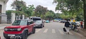 chính chủ cho thuê nhà mặt phố khu trung hoà 55m2 4,5 tầng giá 33tr