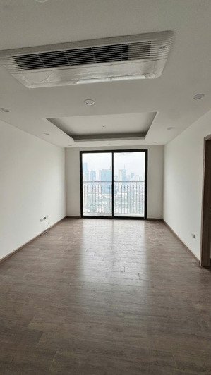 chính chủ bán căn 07 diện tích 85m(3pn2vs) tại dự án 33 lê văn lương-l/h: 