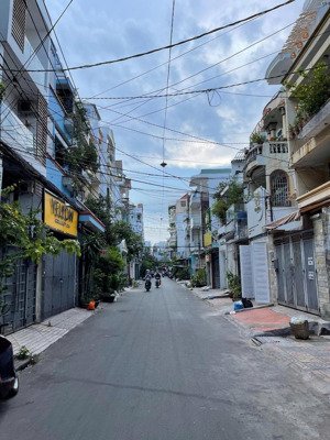 bán nhà khu hẻm vip nhất quận 10, cư xá nguyễn trung trực - dt: 3.6x17m - giá 13.5 tỷ tl