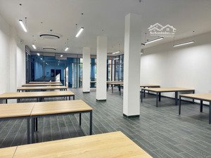 cho thuê văn phòng điện biên phủ, q.1 - dt 135m2 giá thuê 18$/m2