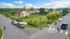 tôi chính chủ cần bán gấp lô góc 2 mặt tiền ngay tt củ chi full thổ cư giảm sốc 400 triệu