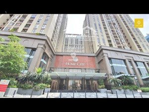 tôi cần cho thuê căn hộ chung cư home city 177 trung kính, giao nhà luôn
