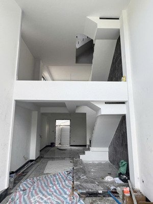 bán nhà 5 tầng ngay chợ đầu mối thủ đức vị trí kinh doanh siêu đẹp