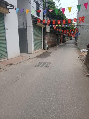 bán nhà tổ 10 yên nghĩa, hà đông 38m*5 tầng cách kđt đô nghĩa 50m