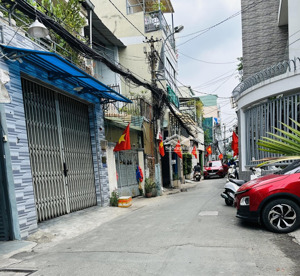 chỉ 5.45tỷ hẻm xe hơi- gần 40m2- nhà mới 3 tầng-3 pn-vừa ở vừa kinh doanh-phạm văn hai- tân bình