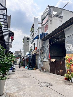 nhà hương lộ 3 - 4.5x16 - gần aeon tân phú - 2 tầng - hxh 7m