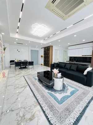 bán gấp căn hộ 3pn, 2wc 117m2 tại ct8d park view residence dương nội.