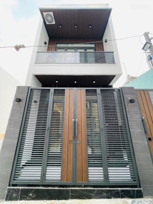 bán nhà 1 tr 1l , sổ hoàn công , gần khu công nghiệp 2 biên hoà