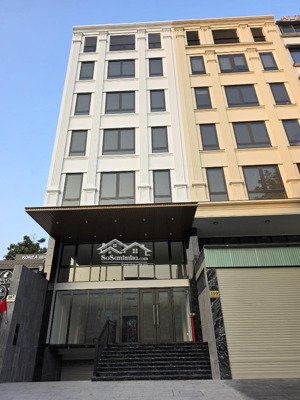 cho thuê tòa building p.thạnh mỹ lợi quận 2. dt:8x20m, hầm 7 lầu,thang máy,máy lạnh,pccc giá 190tr