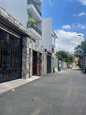 nhà 86m2 4 tầng, q7, chủ nhà giảng viên tri thức , bán 7 tỷ