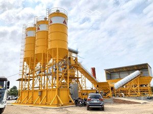 bán gấp 9600m2 chủ trương bê tông tại ccn ân thi. giá 3,38tr/m2. lh: 