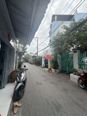 hoà bình, tô hiệu - 62m2 - hẻm xe hơi - nhỉnh 6 tỷ