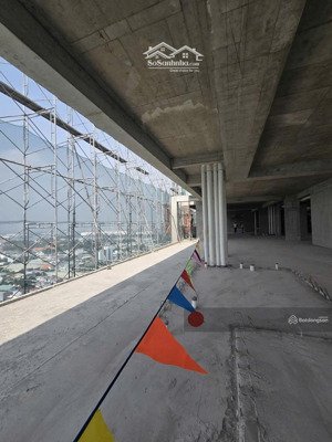 quảng cáo penhouse 1 sàn || dt 270m2 1 sàn - đơn giá 65 triệu/m2 - mua và ký hđmb trực tiếp cđt