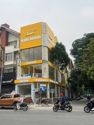 cho thuê nhà mặt phố ngọc khánh, 72m2 4 tầng, mt 6,2m, vị trí đẹp, gần vin, kinh doanh bền vững