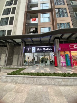 cần bán gấp shop chân đế ngay sát cửa sảnh 2 tòa đối diện nhau tại vinhomes ocean park 1