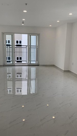 em cho thuê căn hộ 52m2 richmond city giá 11 triệu ntcb tầng cao view cực đẹp .