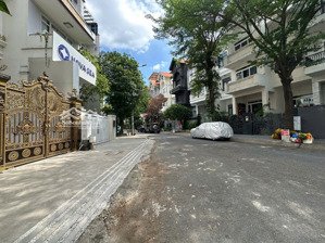 cho thuê biệt thự 6pn, 6wc, 150m2, giá 65 triệu tại him lam kênh tẻ, view đẹp