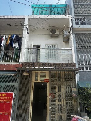 bán nhà riêng hẻm xe hơi lạc long quân q11, 7 tỷ thương lượng, 35 m2, 3pn, 3wc, pháp lý đầy đủ