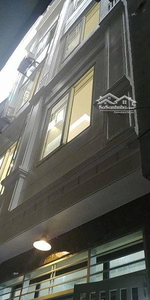 cần cho thuê nhà riêng 200m2 sàn, 5 tầng tại q. tây hồ