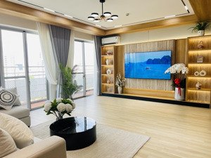 gấp. chủ gửi bán gấp căn hộ 3pn view sông chung cư scenic valley 1 nội thất cao cấp giá 17 tỷ