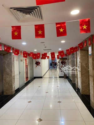 bán căn hộ chung cư gold silk ,vạn phúc ,hà đông 80m 2 ngủ phun nội thất ,tầng trung