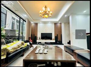  MẶT PHỐ XÃ ĐÀN – VỈA HÈ RỘNG – 4 TẦNG – KINH DOANH ĐỈNH – 45M² – 12.5 TỶ