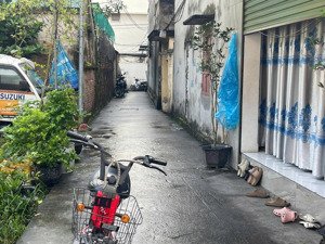 78m2 ngõ chợ yên viên phù đổng_10m ra oto tránh_gần trườg_1 bước ra chợ_đất sạch sẵn xây 