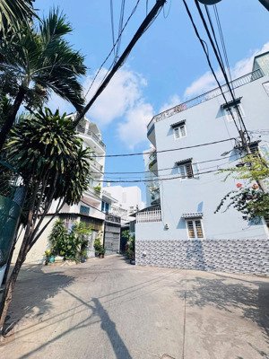 nhà mới 3 tầng + lửng giá tốt giáp phú nhuận 3pn 4wc full nội thất, đường số 7, gò vấp