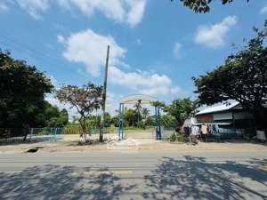 bán đất mặt tiền đường nguyễn thị tồn; gần cổng sau pouchen; sổ hồng 120m2 ngang 6m giá 5.3 tỷ