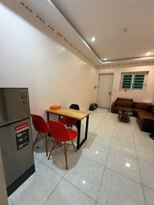 chính chủ bán hoặc cho thuê chung cư thụy vân tòa cc1