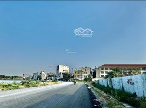 dòng tiền 50 tr/th hơn 600m full thổ cư ngay cv gò vấp hẻm 8m xe hơi quay đầu giá nhỉnh 50 tỷ