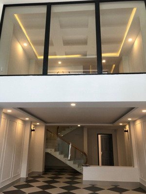 cho thuê nhà trung tâm chợ bình điền , gần các trường đại học