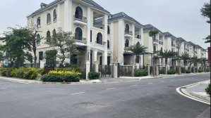 chính chủ gửi bán căn bt vip nhất starlake dt: 200m2 - vị trí đắc địa tây hồ tây/giá 800tr/m2