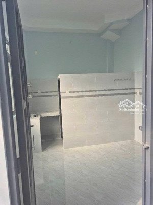 bán căn hộ dịch vụ lê trong tấn tây thạnh 10x14 30 phòng dòng tiền 90 triệu/tháng. giá 18,5