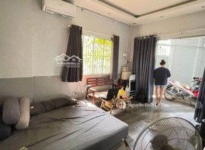 q4_chợ c200,xóm chiếu, 68m2,4,pn, vừa ở vừa kinh doanh buôn bán nhỏ