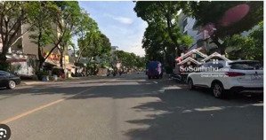 nhà nát 10x8.4m đường 12m đặng thùy trâm, gía 15 tỷ, bình thạnh. cn 84m2 sát mặt tiền