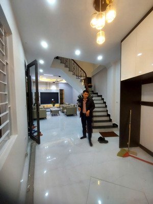 bán nhà ngõ gốc đề minh khai - trung tâm hai bà trưng